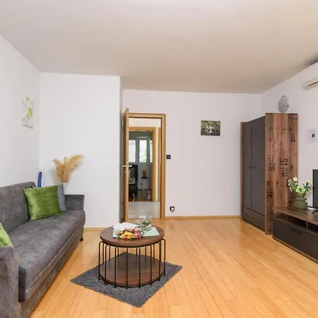 Cesarica Apartment