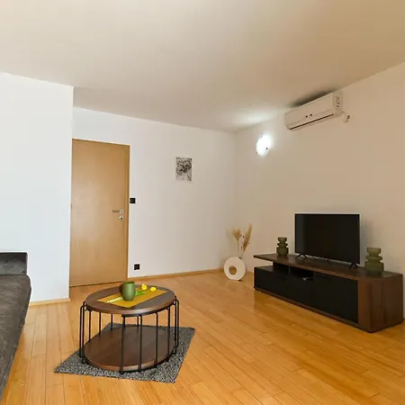 Appartement Cesarica