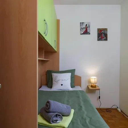 Cesarica トロギール