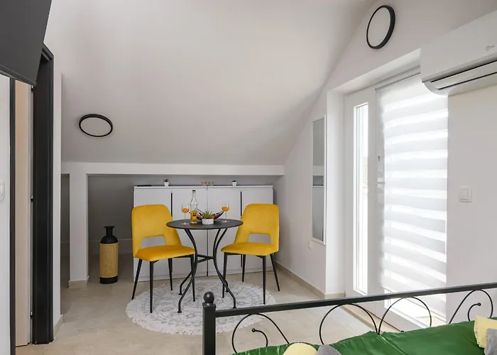 Apartment Cesarica Trogir