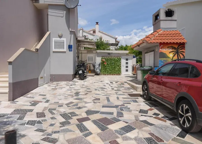 Cesarica Apartment Trogir